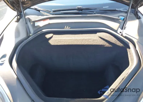 2015 Tesla Model S 70D/85D/P85D z USA, uszkodzony, nr VIN 5YJSA1E21FF105775